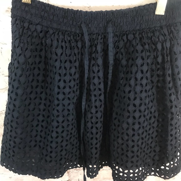 Madewell Eyelet Black Mini Skirt - Picture 3 of 5